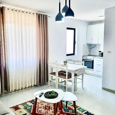 Koli Apartament Berat Bagian luar foto