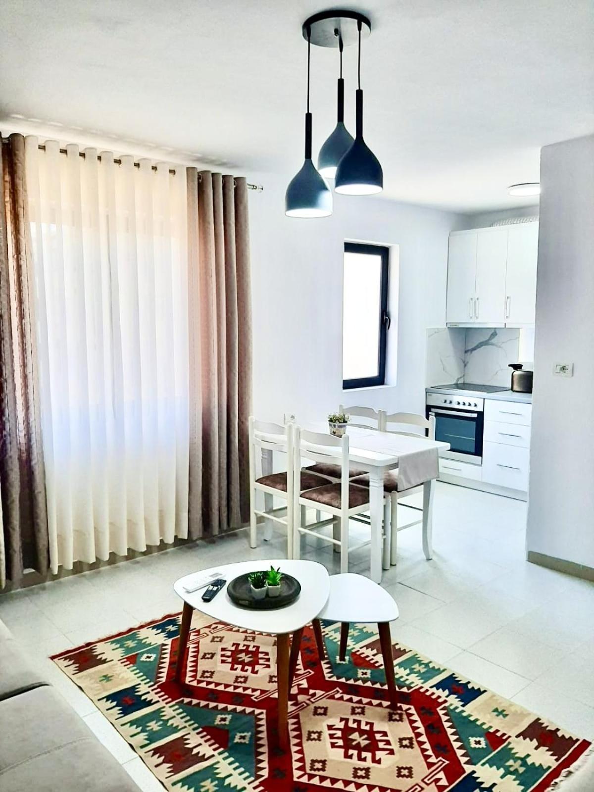 Koli Apartament Berat Bagian luar foto